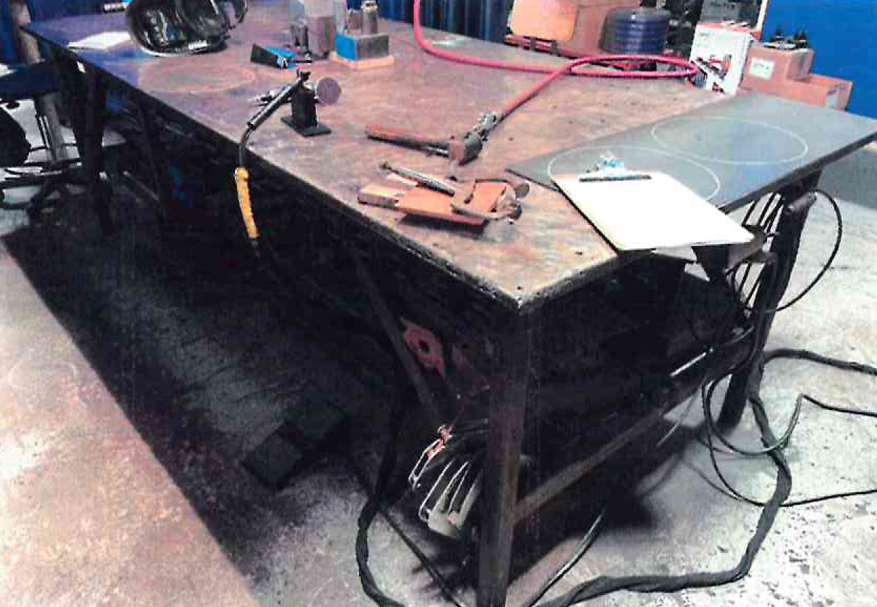 13_4-ft2022-10-24 09-22-20.-x-9-ft-122-Sold-Steel-Top-Welding-Table2022-10-24 09-22-20.png